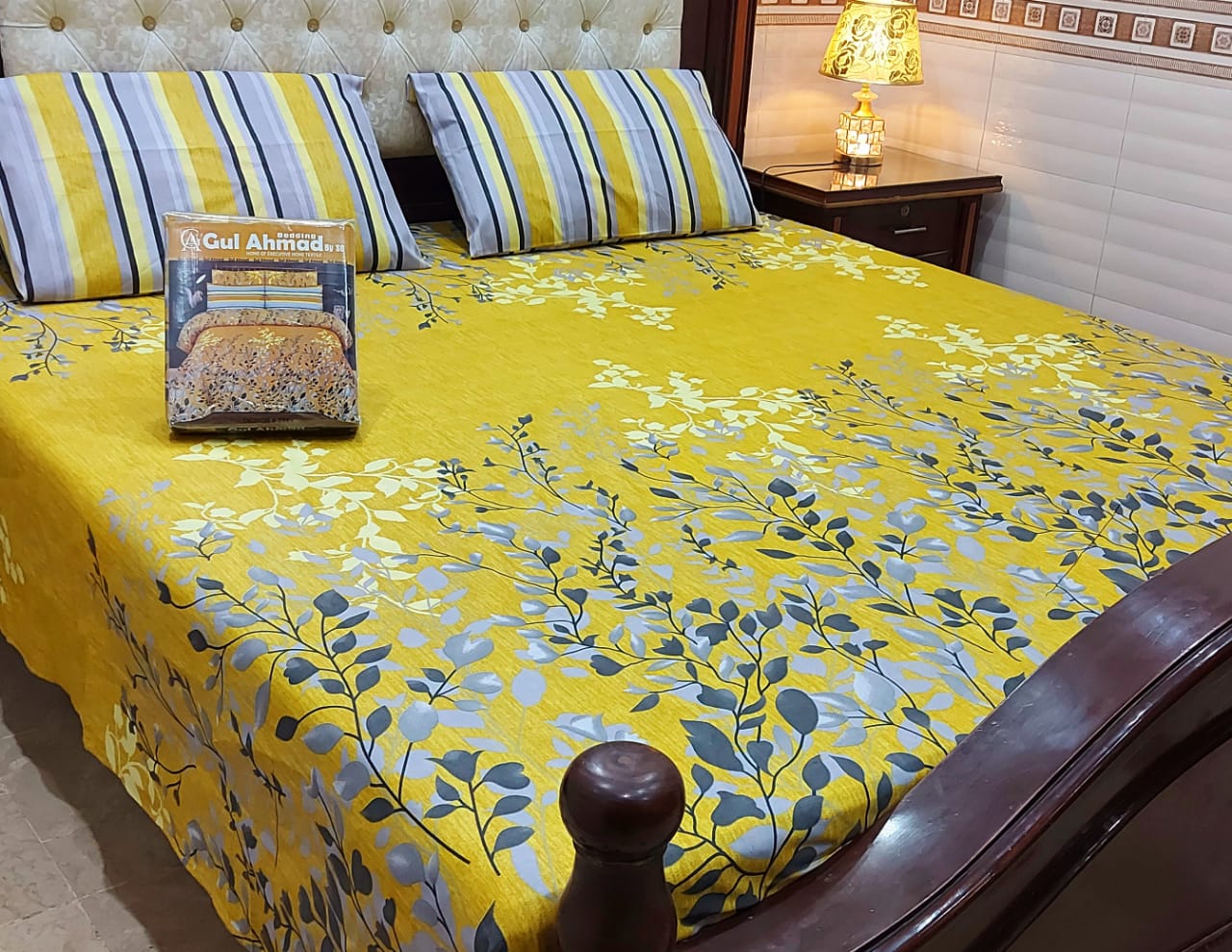 Gul Ahmed-King cotton bedsheet pcs (Design Bzf-352) – Emaan Textile